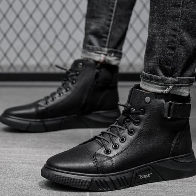 Black Cozy Leather Boots™