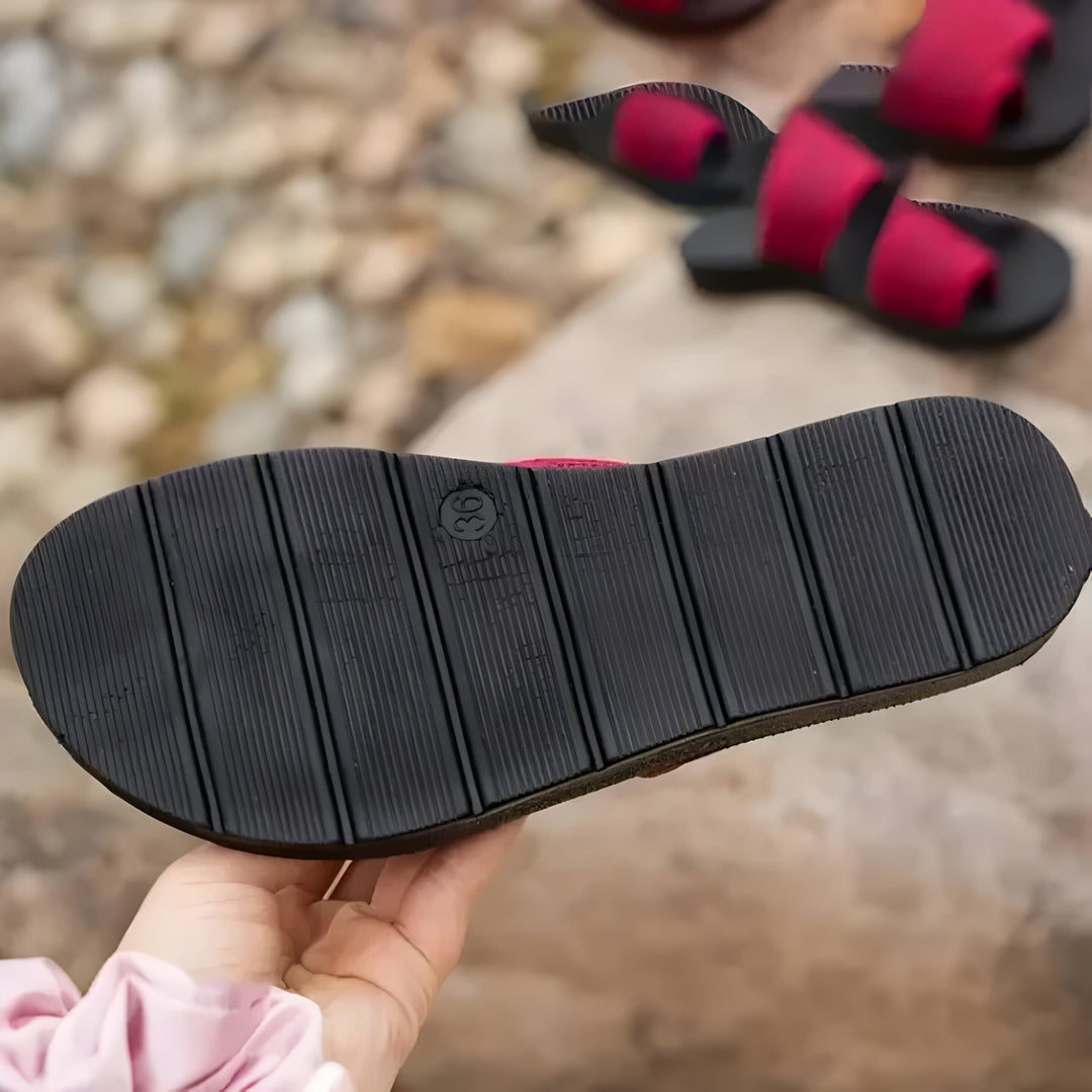 Izzy | Fashionable Comfort Clip Toe Sandals