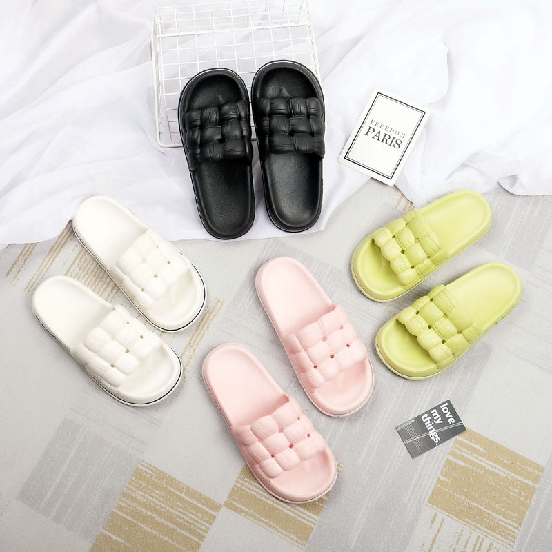 CozyClouds™ | Trendy Summer Style | Fashionable Slippers