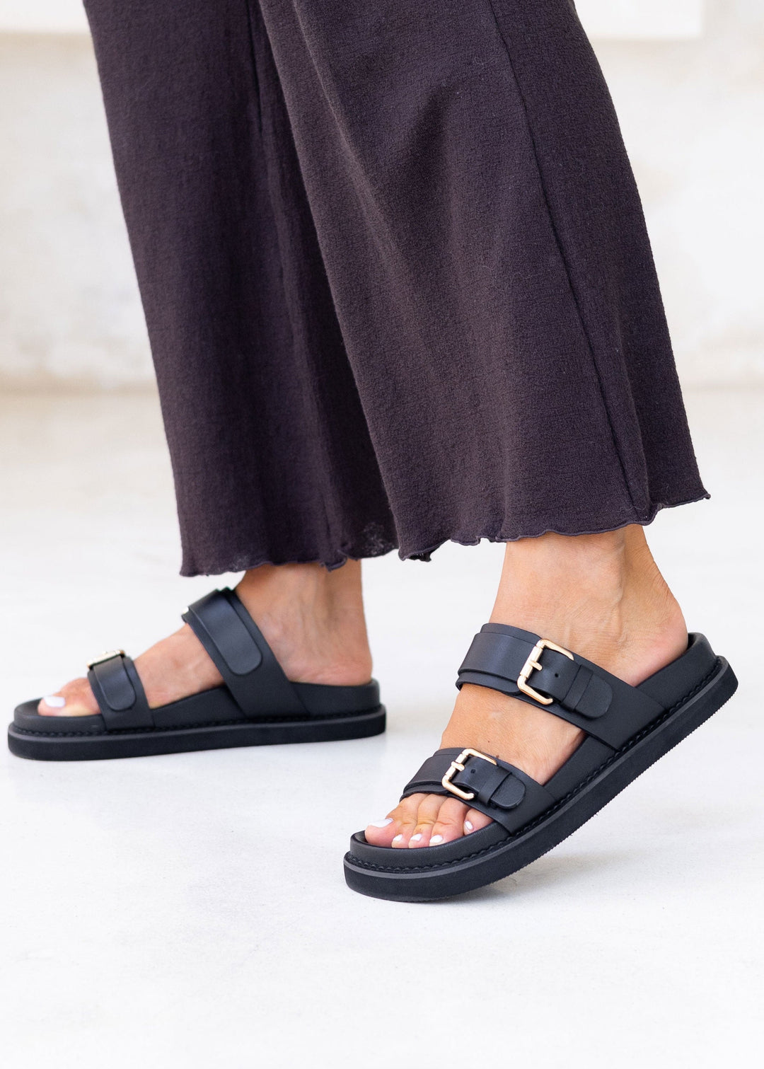 Women's Leather Sandals Summer Footwear